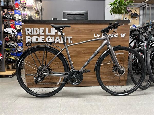 Xe đạp touring Giant ESCAPE 2 CITY 2024***